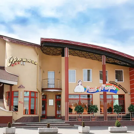 호텔 Serpanok Tyachiv